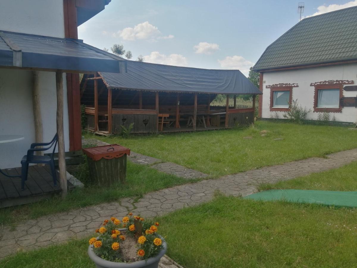 Ostoja Apartment Bialowieza Exterior photo